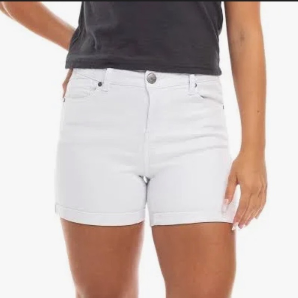 Rachel Roy White Denim Mid-Rise Roll Cuff Shorts - Picture 10 of 11